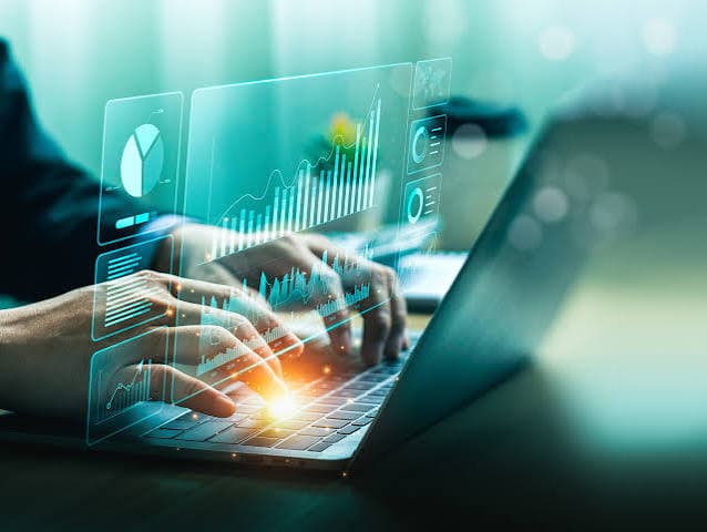 EigenSol specialists delivering digital marketing & content creation